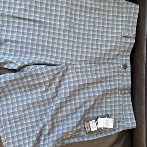 Gray Plaid Men's golf shorts